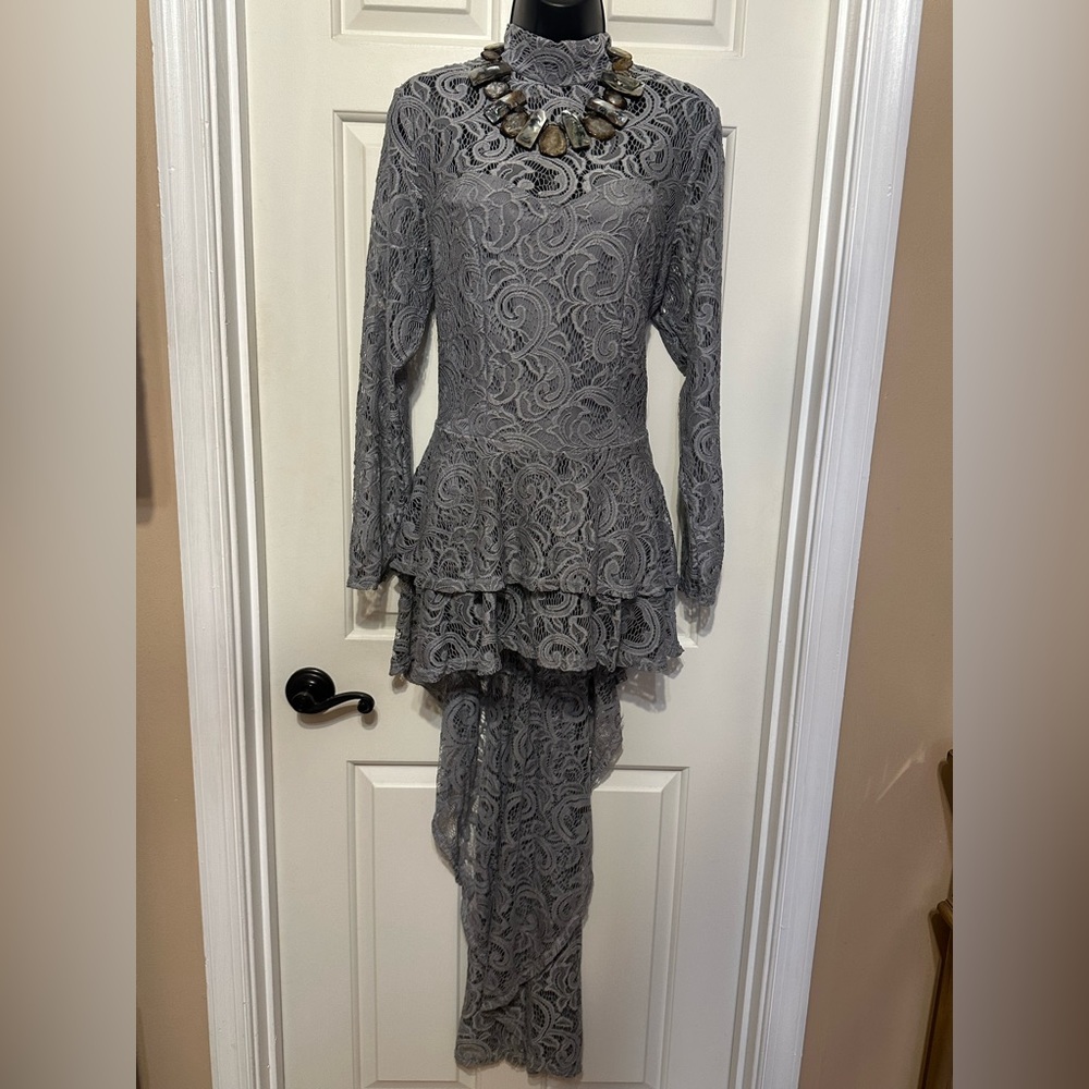 SG11-Ashley Stewart Gray Lace High-Low Top w/ruffles